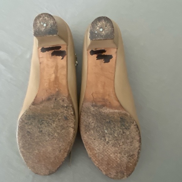 Capezio 550 CAR 1.5” theater, jazz dance tan shoes - Picture 6 of 7